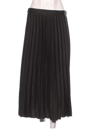 Sukně Primark, Velikost M, Barva Černá, Cena  333,00 Kč