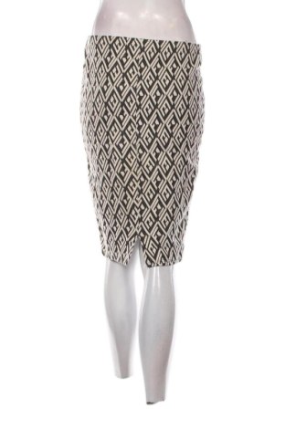 Пола Pull&Bear, Размер M, Цвят Многоцветен, Цена 9,78 €