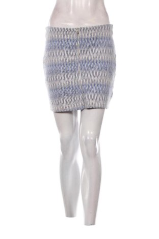 Пола Reserved, Размер M, Цвят Многоцветен, Цена 10,00 €