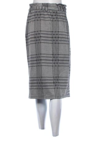 Пола Reserved, Размер M, Цвят Многоцветен, Цена 11,70 €