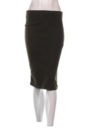 Пола Stradivarius, Размер M, Цвят Зелен, Цена 10,00 €