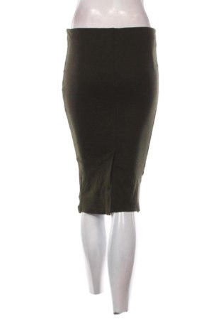 Пола Stradivarius, Размер M, Цвят Зелен, Цена 10,00 €