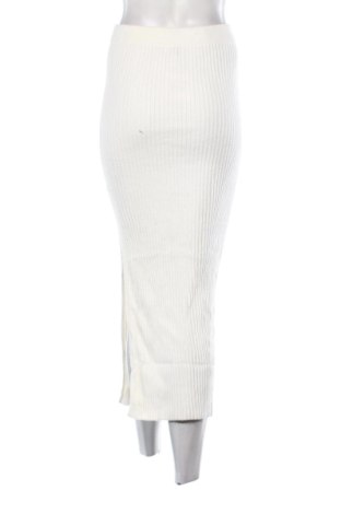 Пола Unbranded, Размер S, Цвят Бял, Цена 12,27 €