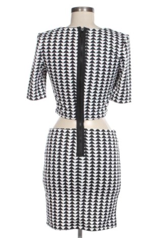 Sukienka Amisu, Rozmiar M, Kolor Kolorowy, Cena 107,17 zł