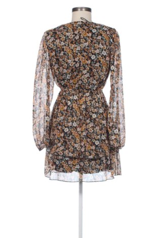 Рокля Amisu, Размер XS, Цвят Многоцветен, Цена 20,45 €