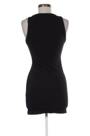 Рокля Bershka, Размер S, Цвят Черен, Цена 20,00 €