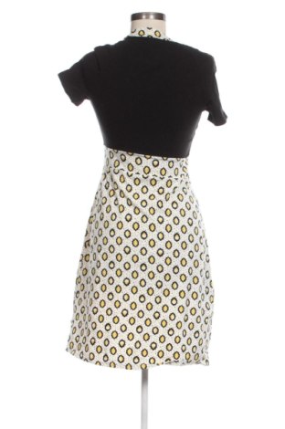 Рокля Blutsgeschwister, Размер M, Цвят Многоцветен, Цена 41,93 €