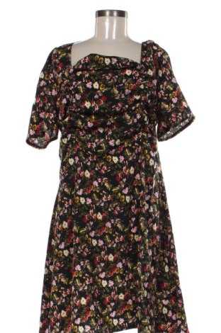 Рокля Boohoo, Размер XL, Цвят Многоцветен, Цена 19,97 €