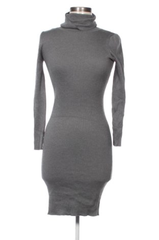 Šaty  Cherrykoko, Velikost M, Barva Šedá, Cena  599,00 Kč