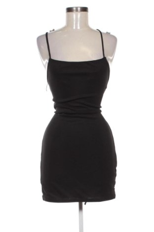 Рокля Cropp, Размер M, Цвят Черен, Цена 24,44 €