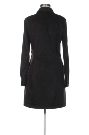 Šaty  Guess, Veľkosť M, Farba Čierna, Cena  109,95 €