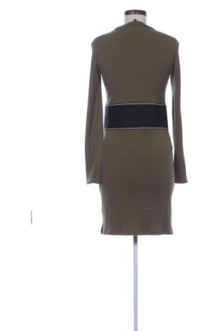 Šaty  Guess, Velikost L, Barva Zelená, Cena  1 679,00 Kč