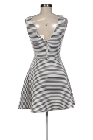 Šaty  H&M Divided, Velikost M, Barva Vícebarevné, Cena  566,00 Kč