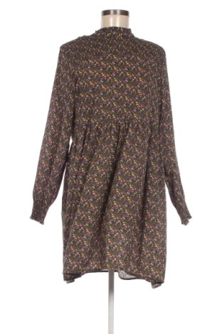 Šaty  Jdy, Velikost M, Barva Vícebarevné, Cena  599,00 Kč