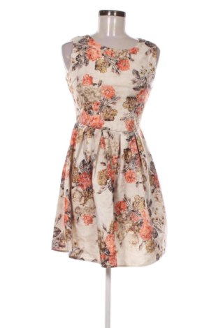 Рокля La Donna, Размер M, Цвят Многоцветен, Цена 19,95 €