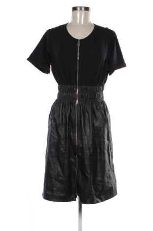 Ruha Liu Jo, Méret M, Szín Fekete, Ár 25 289 Ft