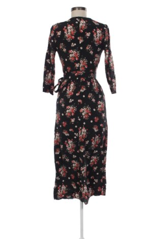 Рокля Mango, Размер M, Цвят Многоцветен, Цена 21,47 €