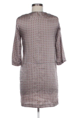 Šaty  Mango, Velikost XS, Barva Vícebarevné, Cena  1 115,00 Kč