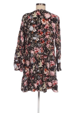 Рокля ONLY, Размер S, Цвят Многоцветен, Цена 14,31 €