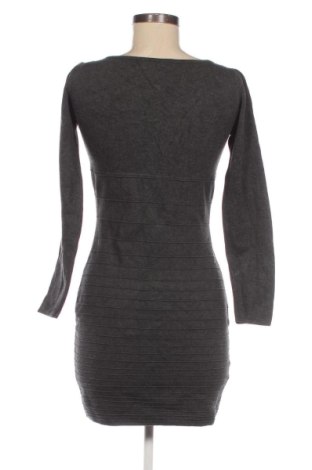 Sukienka Promod, Rozmiar M, Kolor Szary, Cena 131,57 zł