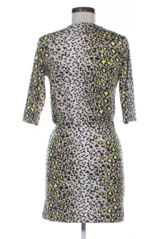 Rochie Quinze Heures Trente, Mărime M, Culoare Multicolor, Preț 104,00 Lei