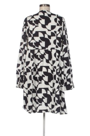 Kleid SHEIN, Größe XL, Farbe Mehrfarbig, Preis 31,99 €