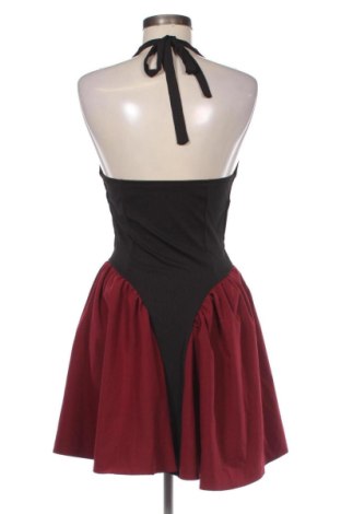 Рокля SHEIN, Размер M, Цвят Многоцветен, Цена 11,02 €