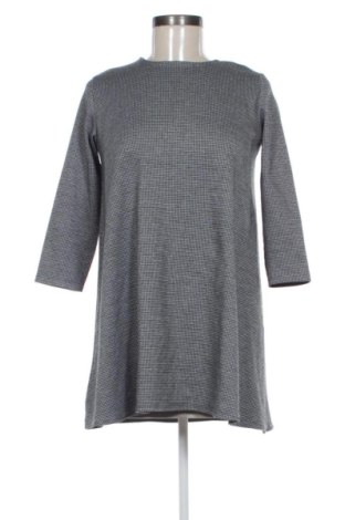 Рокля Stradivarius, Размер M, Цвят Многоцветен, Цена 19,97 €