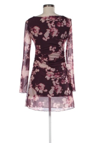 Рокля Stradivarius, Размер L, Цвят Многоцветен, Цена 20,00 €