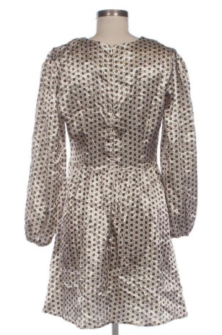 Рокля Trendyol, Размер L, Цвят Многоцветен, Цена 42,43 €
