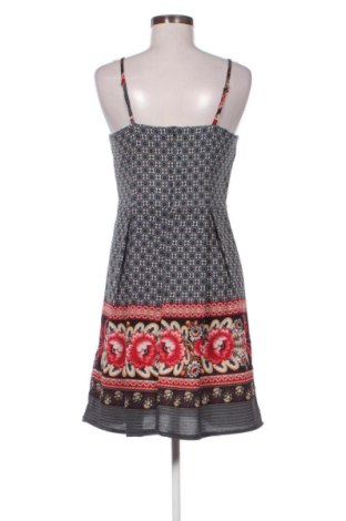 Ruha Unbranded, Méret M, Szín Sokszínű, Ár 4 975 Ft