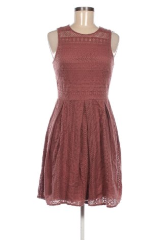 Šaty  Vero Moda, Velikost S, Barva Červená, Cena  409,00 Kč