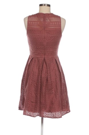 Šaty  Vero Moda, Velikost S, Barva Červená, Cena  409,00 Kč