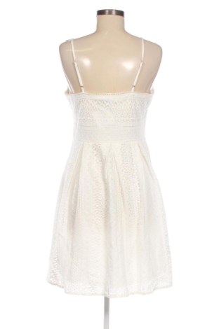 Φόρεμα Vero Moda, Μέγεθος M, Χρώμα Λευκό, Τιμή 13,99 €
