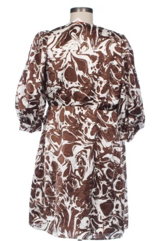 Рокля Vero Moda, Размер S, Цвят Многоцветен, Цена 31,73 €