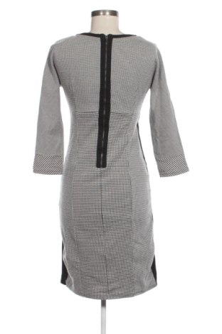 Рокля Weekend Max Mara, Размер S, Цвят Многоцветен, Цена 77,21 €