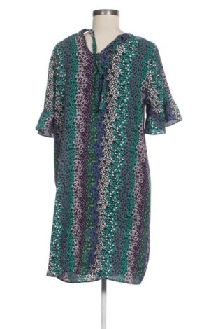 Рокля Yessica, Размер M, Цвят Многоцветен, Цена 20,00 €