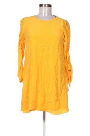 Рокля Zara, Размер XS, Цвят Жълт, Цена 13,81 €