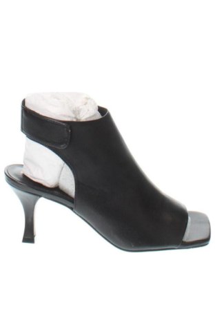 Sandale Next, Mărime 36, Culoare Negru, Preț 393,99 Lei