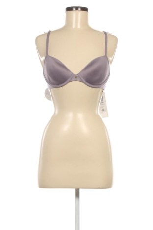 Podprsenka Triumph, Velikost S, Barva Fialová, Cena  1 429,00 Kč