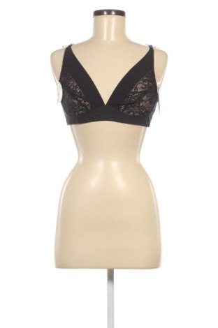 Podprsenka Triumph, Velikost M, Barva Černá, Cena  1 429,00 Kč