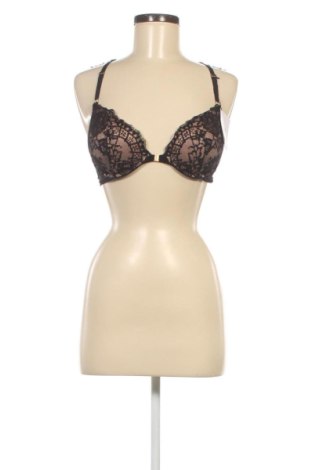 Podprsenka Wolford, Velikost L, Barva Černá, Cena  3 549,00 Kč