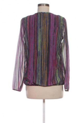 Дамска блуза Unbranded, Размер S, Цвят Многоцветен, Цена 2,04 €