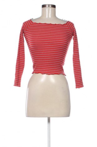 Dámská halenka Bershka, Velikost S, Barva Vícebarevné, Cena  49,00 Kč