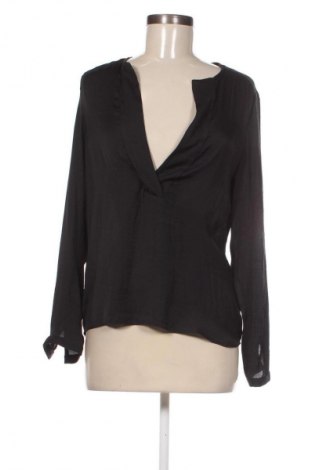 Dámská halenka Zara Trafaluc, Velikost S, Barva Černá, Cena  49,00 Kč