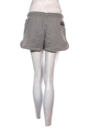 Dámské kraťasy  Plein Sport, Velikost L, Barva Šedá, Cena  429,00 Kč