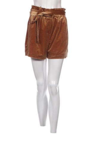 Női rövidnadrág Vero Moda, Méret M, Szín Bézs, Ár 969 Ft