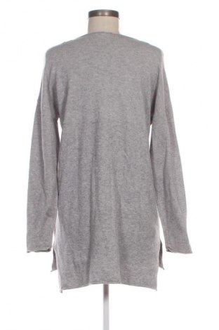 Dámský svetr Unbranded, Velikost M, Barva Šedá, Cena  369,00 Kč