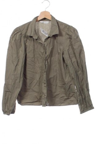 Детска риза H&M, Размер 14-15y/ 168-170 см, Цвят Зелен, Цена 2,04 €