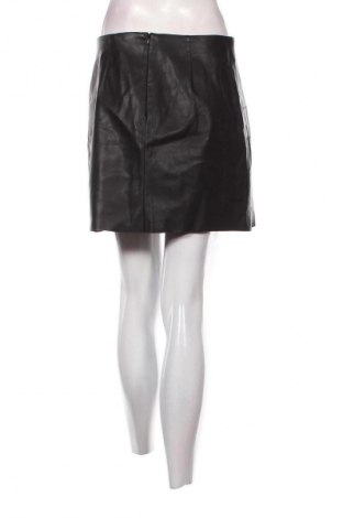 Кожена пола Pimkie, Размер S, Цвят Черен, Цена 2,04 €